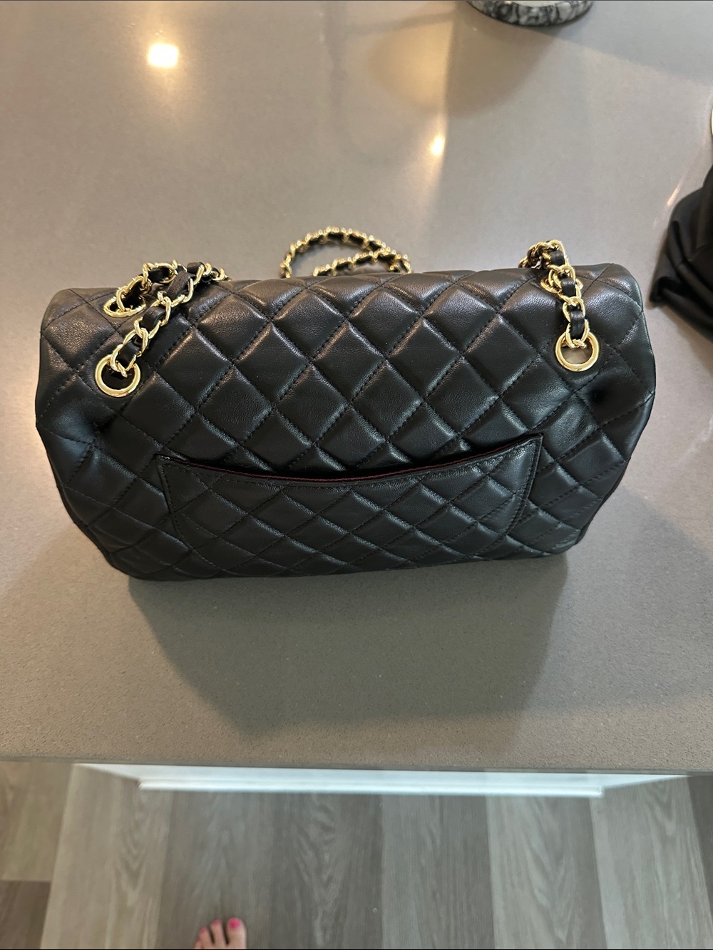 Quilted soft Leather Chain-Shoulder Bag in Black with Gold Hardware NWOT - Picture 2 of 11